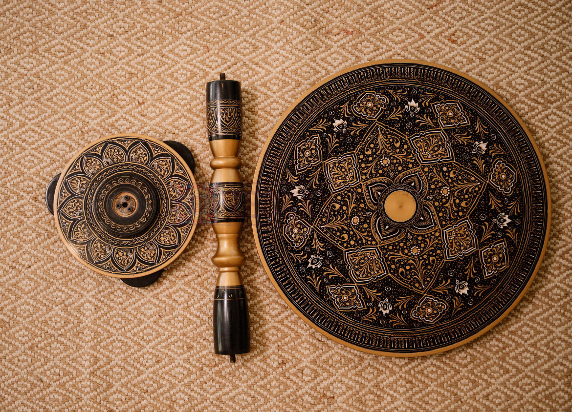 Ruvaé Kashmiri Zafran Table – Eclipse Gilded