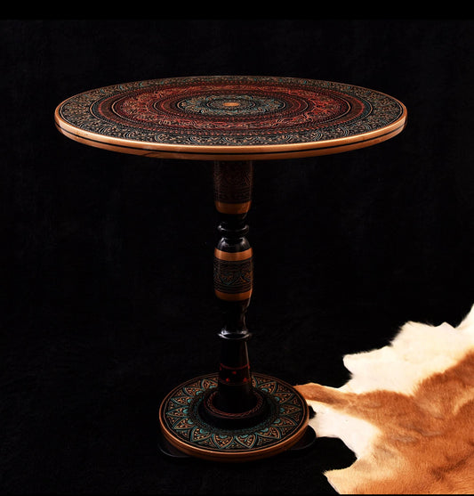 Ruvaé Kashmiri Zafran Table – Crimson Veil